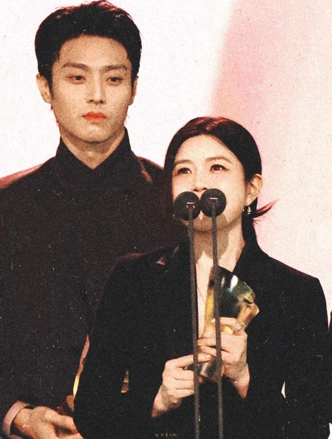 对不起周柯宇，是陈靖可先来的-第5张图片-旧杳电影网