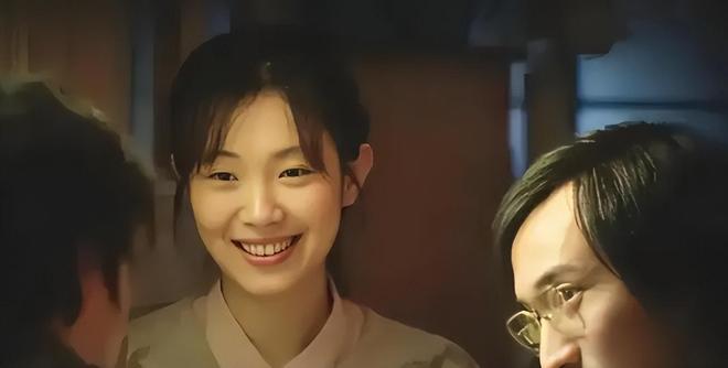 给2025年“演技最好10位女演员”排个名，秦海璐第3，第1实至名归-第47张图片-旧杳电影网