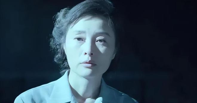 给2025年“演技最好10位女演员”排个名，秦海璐第3，第1实至名归-第66张图片-旧杳电影网