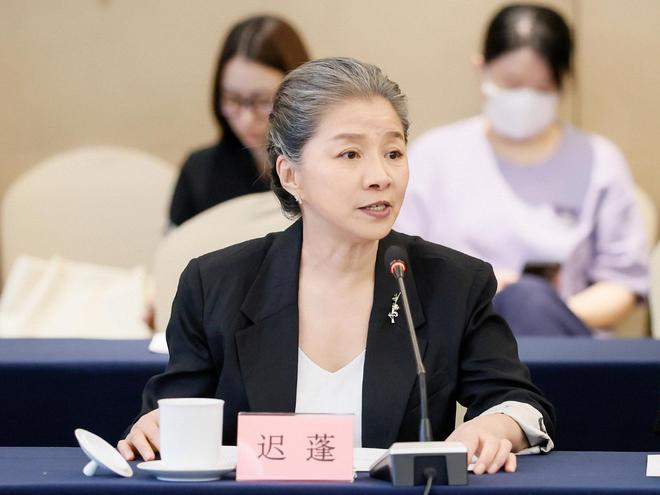 给2025年“演技最好10位女演员”排个名，秦海璐第3，第1实至名归-第74张图片-旧杳电影网