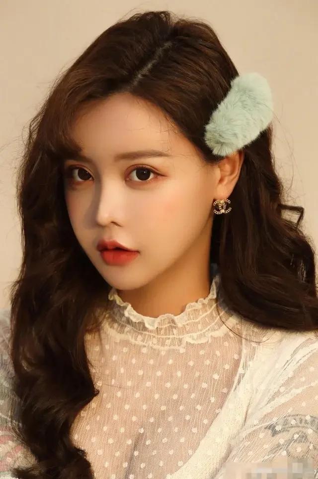 装都不装了！韩安冉承认分手48次全是剧本，复合只为带货“圈钱”-第38张图片-旧杳电影网