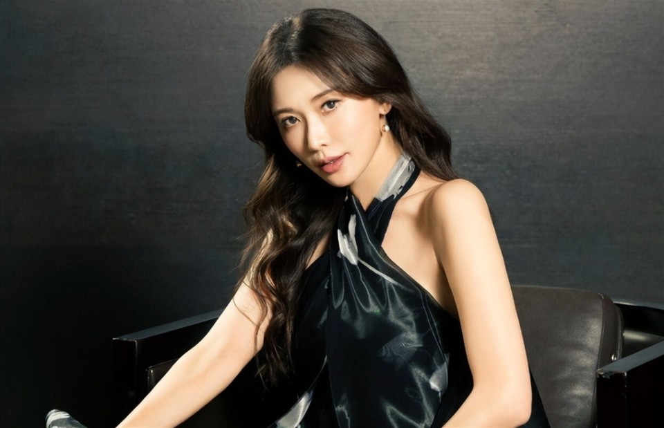 嫁日6年,51岁林志玲近况曝光,面相大变状态差彻底日化难回头-第4张图片-旧杳电影网 嫁日6年,51岁林志玲近况曝光,面相大变状态差彻底日化难回头-第4张图片-旧杳电影网