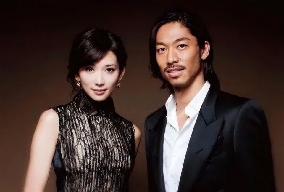 嫁日6年,51岁林志玲近况曝光,面相大变状态差彻底日化难回头-第7张图片-旧杳电影网 嫁日6年,51岁林志玲近况曝光,面相大变状态差彻底日化难回头-第7张图片-旧杳电影网