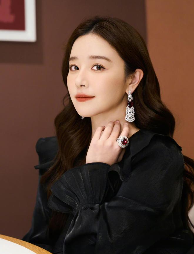 演都不演了!阚清子被曝生女后,恶心的事情发生了,还不止一件-第26张图片-旧杳电影网 演都不演了!阚清子被曝生女后,恶心的事情发生了,还不止一件-第26张图片-旧杳电影网