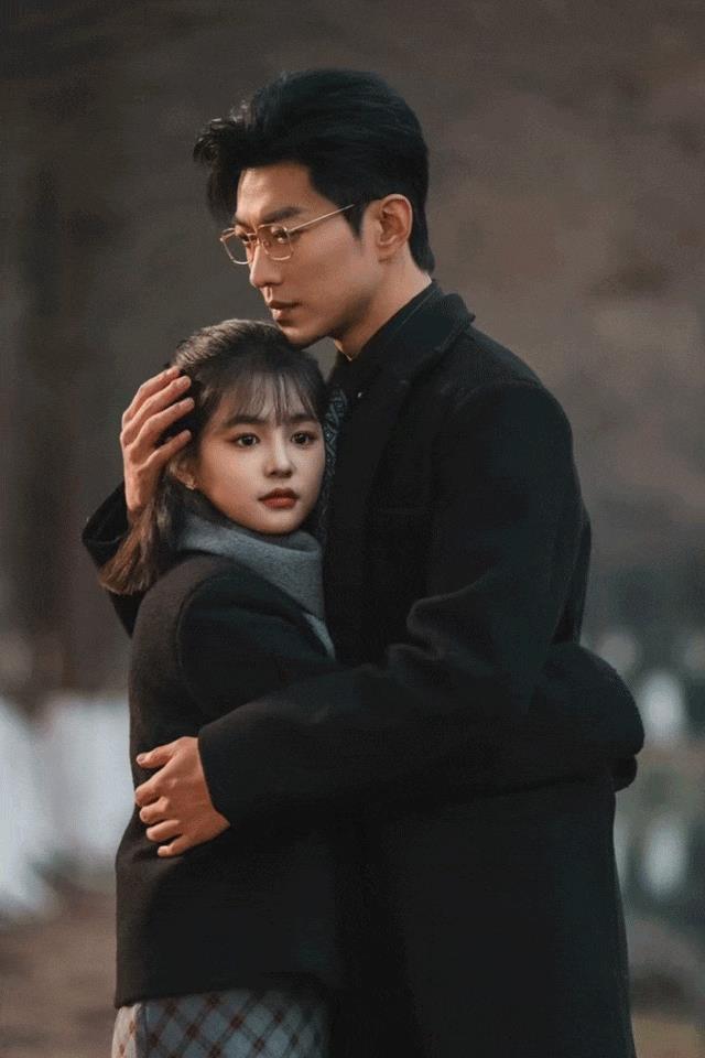 短剧上桌，CP大方嗑！-第1张图片-旧杳电影网