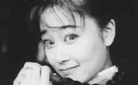 知名女星已去世！被丈夫出轨8次，生无可恋烧炭自杀！-第2张图片-旧杳电影网