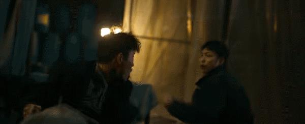 《罚罪2》空降首播热度破5000,看完6集,我想说:扫黑剧又出黑马-第15张图片-旧杳电影网 《罚罪2》空降首播热度破5000,看完6集,我想说:扫黑剧又出黑马-第15张图片-旧杳电影网