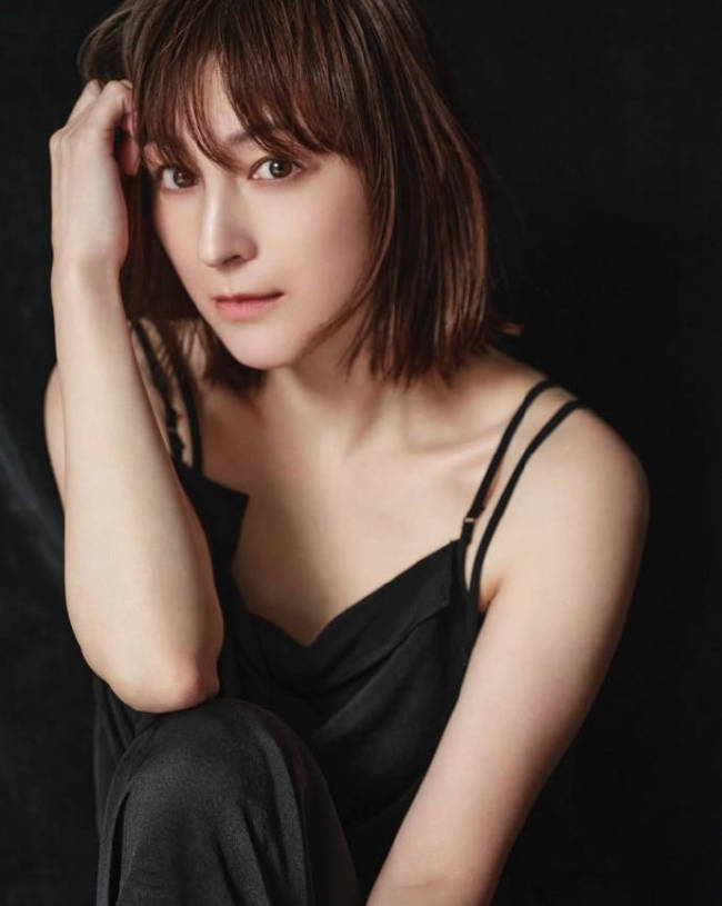 广末凉子飙速185公里酿车祸 因过失驾驶伤害被起诉-第2张图片-旧杳电影网