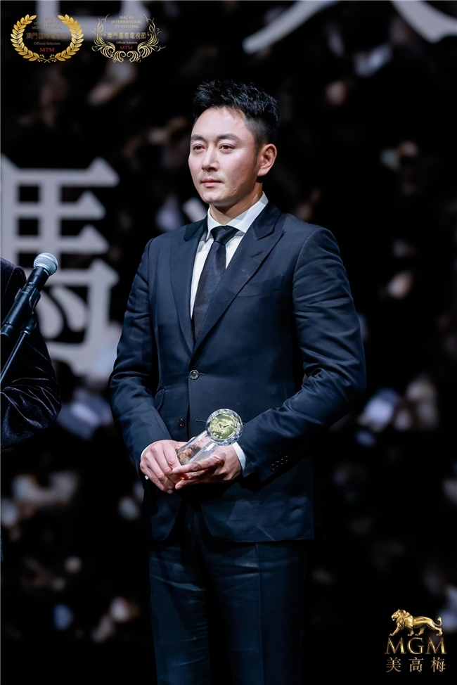 《再生密码》澳门国际电影节斩获四项大奖书写中国医者传奇-第1张图片-旧杳电影网