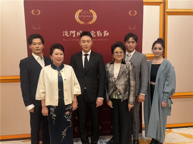 《再生密码》澳门国际电影节斩获四项大奖书写中国医者传奇-第5张图片-旧杳电影网