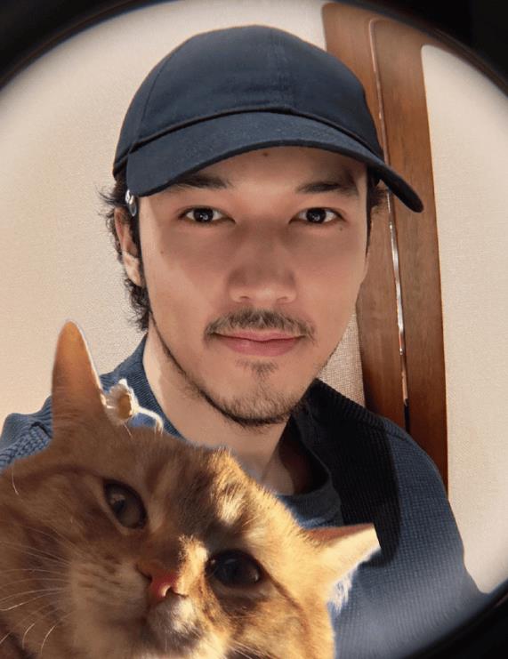 陈牧驰陈冰外出吃饭 女方腹部隆起疑似怀孕-第2张图片-旧杳电影网 陈牧驰陈冰外出吃饭 女方腹部隆起疑似怀孕-第2张图片-旧杳电影网