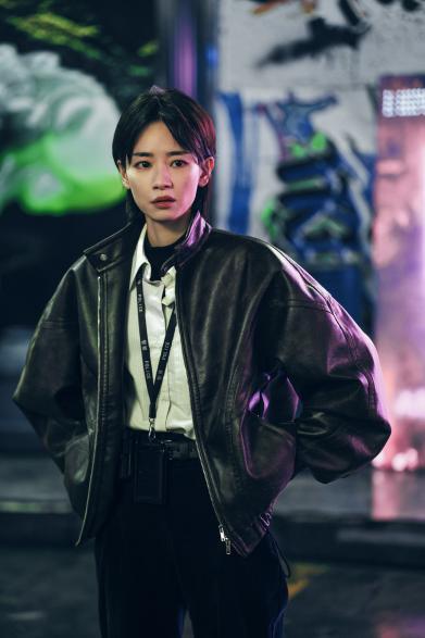 《剥茧》定档12月29日 罗云熙携手刘雅瑟、江奇霖共破六大奇案-第9张图片-旧杳电影网