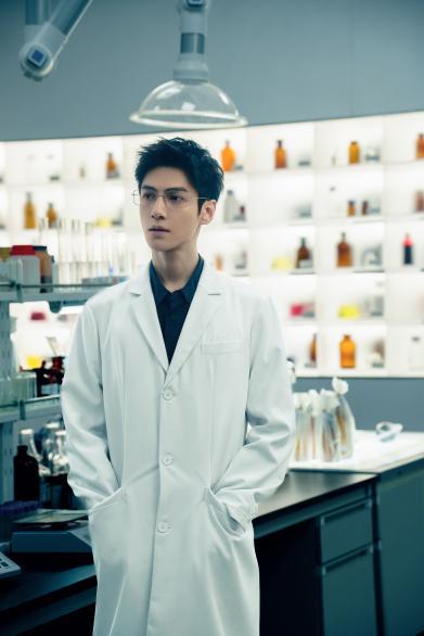 《剥茧》定档12月29日 罗云熙携手刘雅瑟、江奇霖共破六大奇案-第10张图片-旧杳电影网