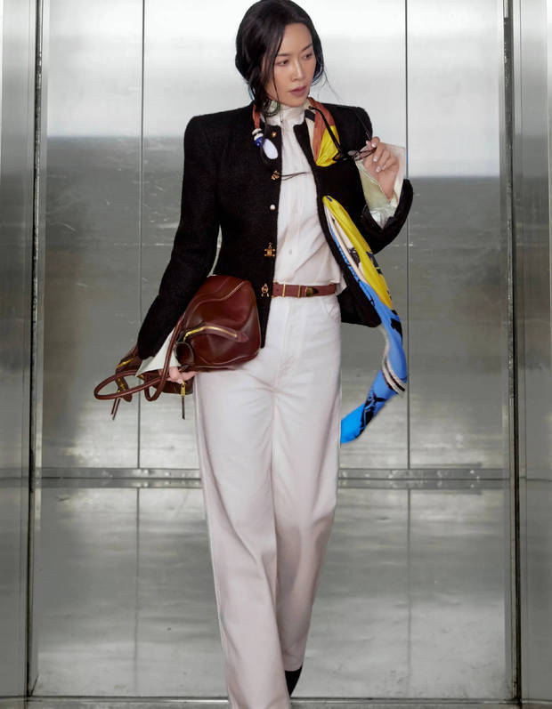 那英最新写真释出！长发及腰超飒，灰色造型尽显优雅-第4张图片-旧杳电影网