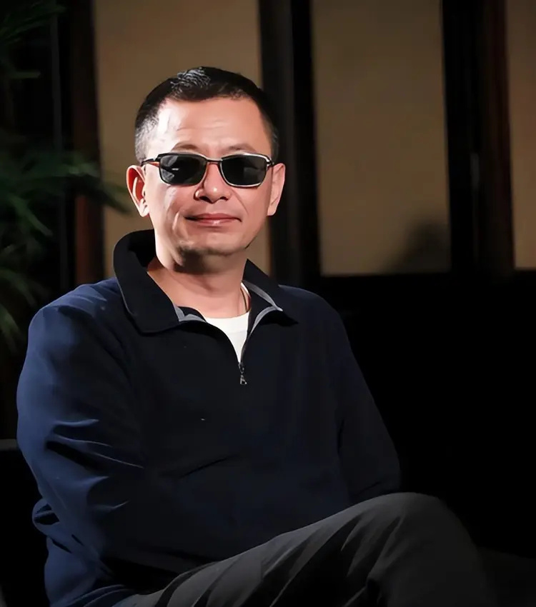 以为是假新闻，其实是真新闻，从撒贝宁到蔡依林，个个离谱又惊人-第2张图片-旧杳电影网