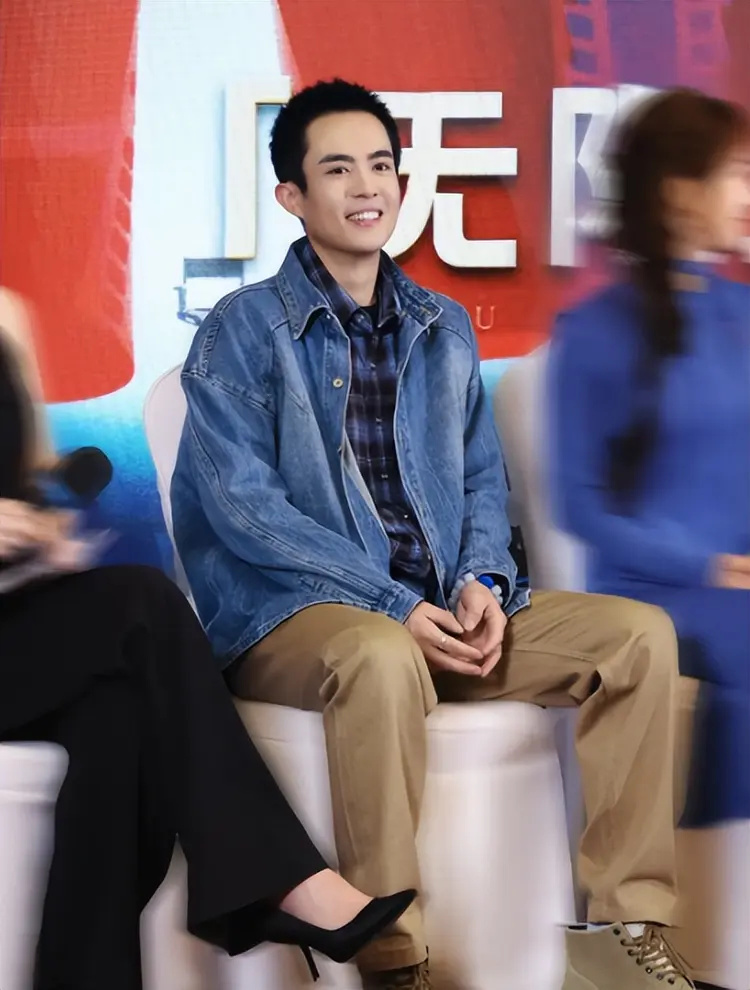 以为是假新闻，其实是真新闻，从撒贝宁到蔡依林，个个离谱又惊人-第6张图片-旧杳电影网