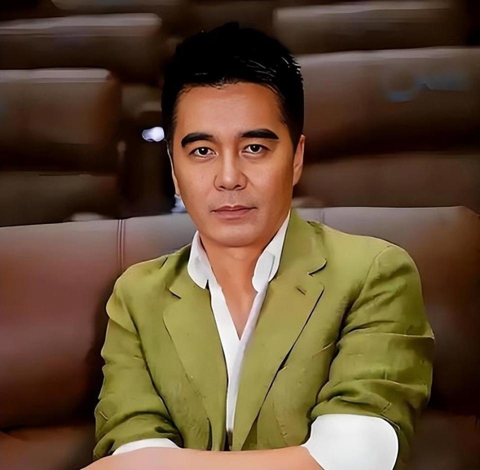 四婚三离,两任前妻离世,61岁的他藏着不为人知的深情与争议!-第3张图片-旧杳电影网 四婚三离,两任前妻离世,61岁的他藏着不为人知的深情与争议!-第3张图片-旧杳电影网