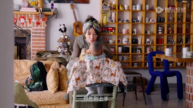 “超女快男”走出来的艺人们后来怎样了？这部纪录片告诉你-第2张图片-旧杳电影网