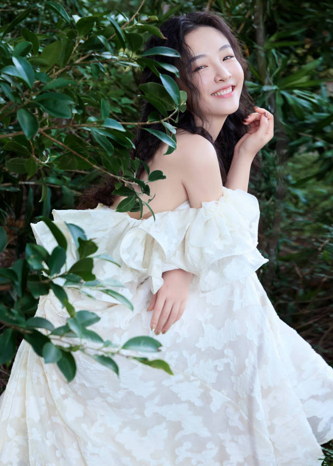 复合信号拉满！离婚三年吴倩张雨剑带娃同游芬兰-第2张图片-旧杳电影网