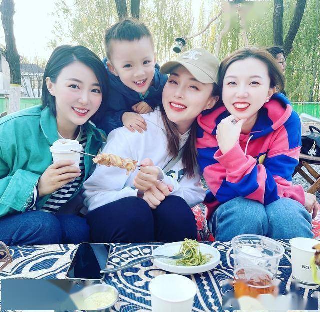 38岁华姐冠军朱璇罕露面,状态仍惊艳,淡出幕前嫁富二代已育两子-第11张图片-旧杳电影网 38岁华姐冠军朱璇罕露面,状态仍惊艳,淡出幕前嫁富二代已育两子-第11张图片-旧杳电影网