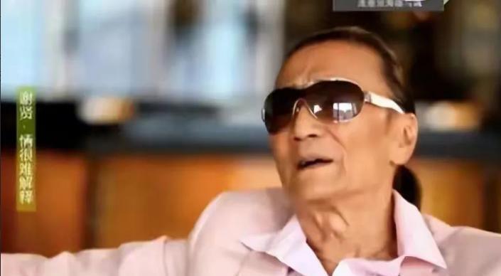 相差49岁情缘再被提！谢贤前女友首曝恋情细节：他如兄如父!-第2张图片-旧杳电影网