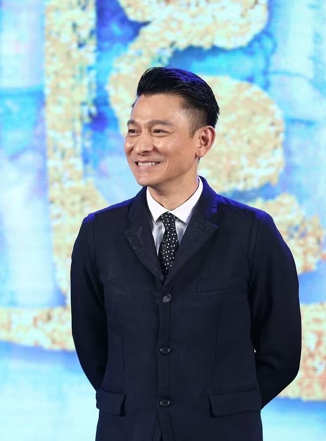 刘德华荣耀征程与王成岳新星锋芒共铸电影璀璨华章-第4张图片-旧杳电影网 刘德华荣耀征程与王成岳新星锋芒共铸电影璀璨华章-第4张图片-旧杳电影网