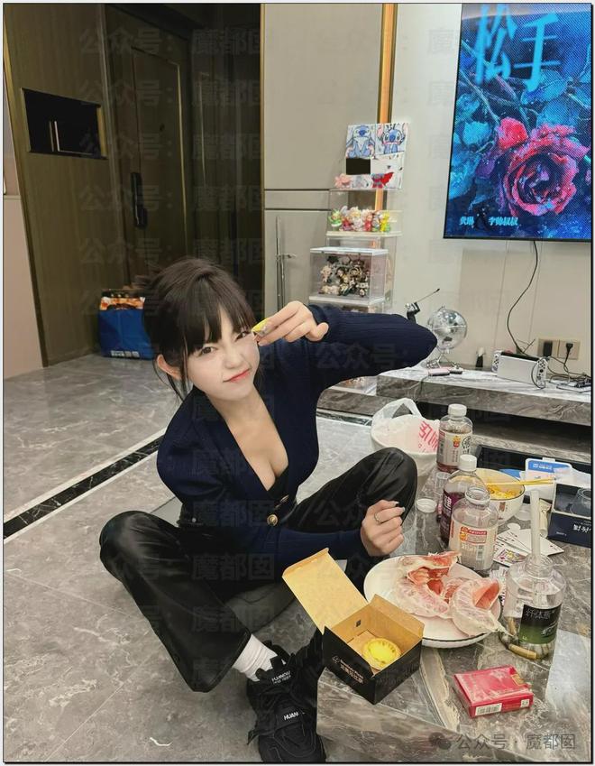 内娱地震!司晓迪自曝睡遍顶流男星!男星“能力”排名第一揭晓-第6张图片-旧杳电影网 内娱地震!司晓迪自曝睡遍顶流男星!男星“能力”排名第一揭晓-第6张图片-旧杳电影网