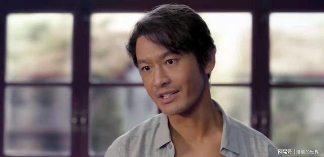 豆瓣8.5！《小城大事》首播封神，央视开年王炸藏不住了-第10张图片-旧杳电影网