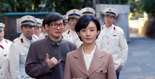 豆瓣8.5！《小城大事》首播封神，央视开年王炸藏不住了-第12张图片-旧杳电影网