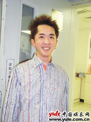 邓兆尊-第1张图片-旧杳电影网