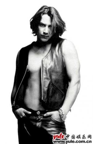 基努·里维斯-第1张图片-旧杳电影网