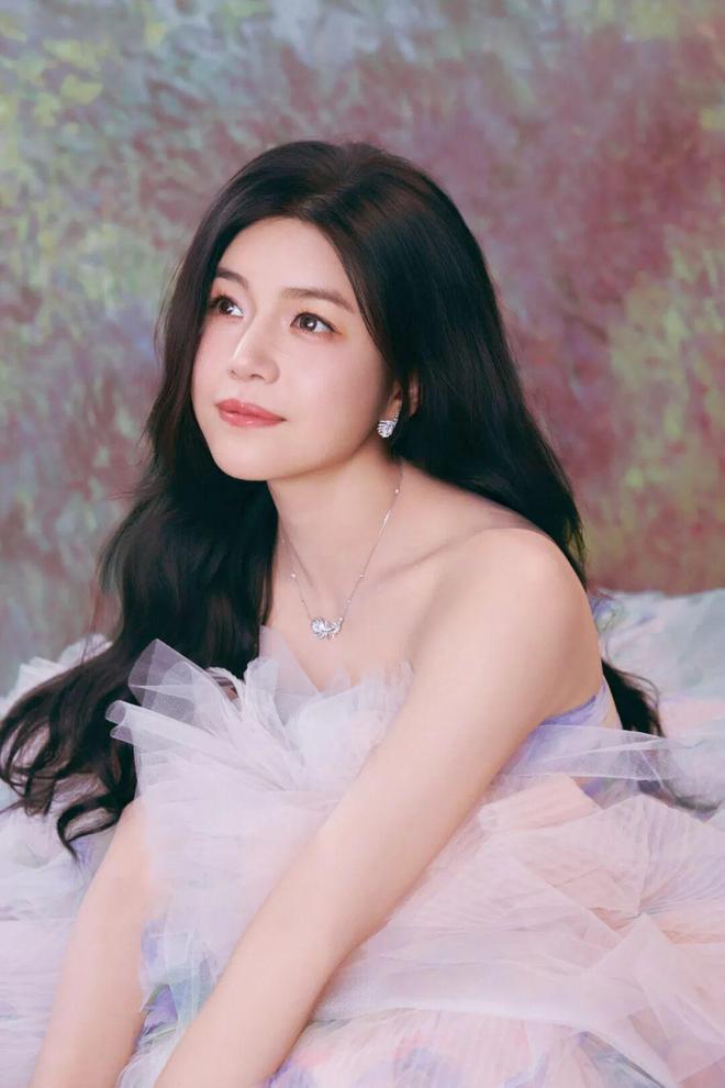 新剧爆红！她迎来事业第二春？-第1张图片-旧杳电影网