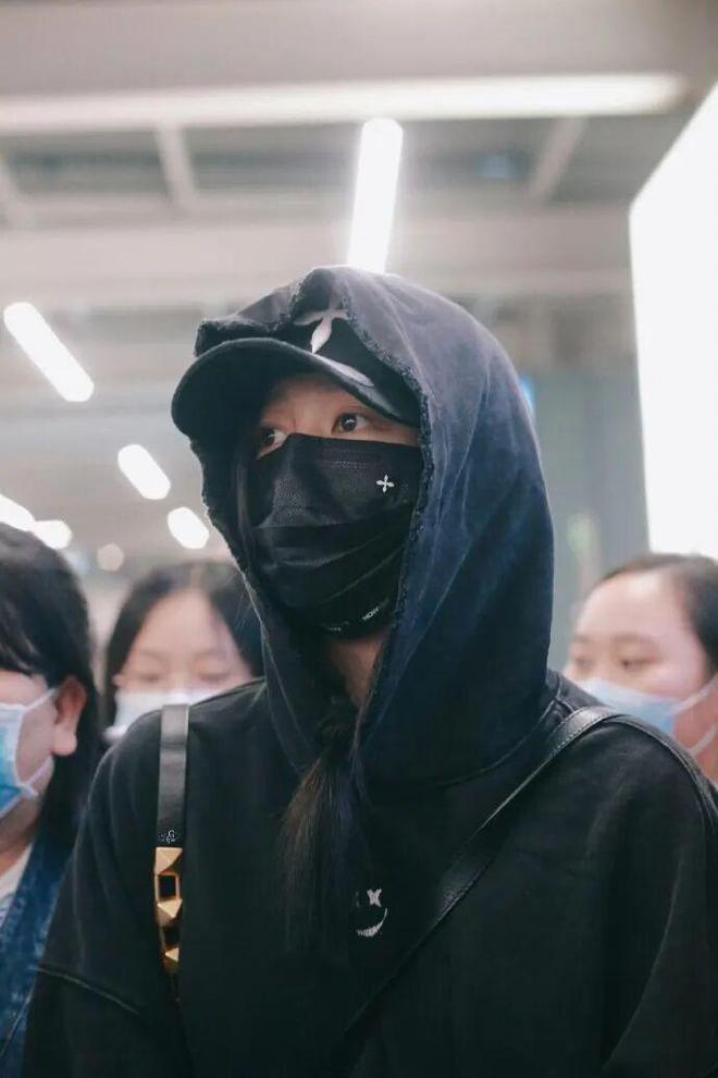 2026内娱开年大瓜：网红司晓迪事件丨号称30岁把顶流都睡完了，人生没有遗憾。-第33张图片-旧杳电影网