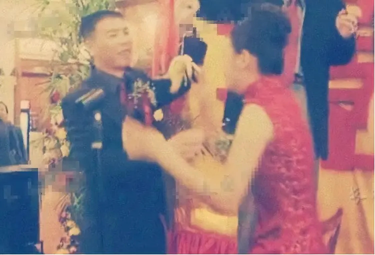 冯小刚小心思藏不住了 , 徐帆回应离婚5个月后 , 他的举动揭真相-第11张图片-旧杳电影网