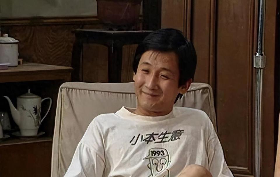 梁天现状：66岁微微发福，儿子是北大高材生，女儿和侄女长得很像-第2张图片-旧杳电影网