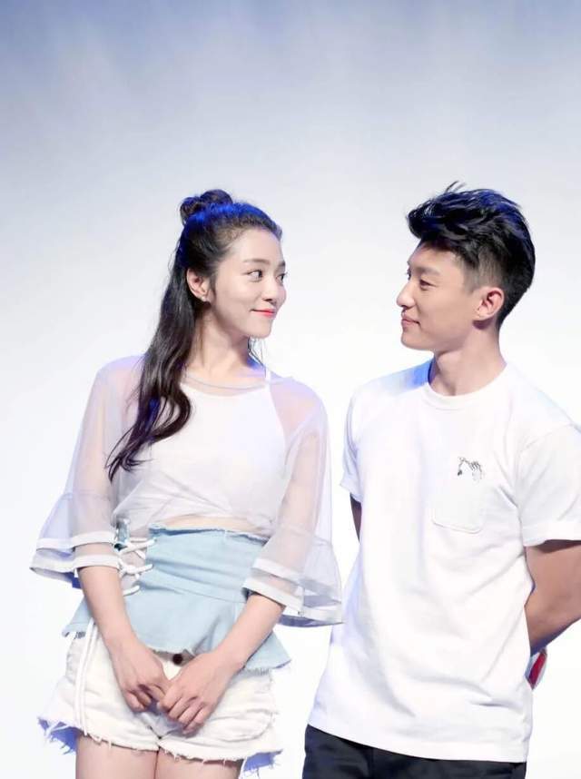 相爱15年，终于等到老公全网爆红了，她是真值得！-第5张图片-旧杳电影网