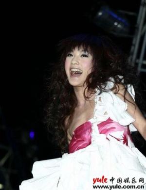 杨丞琳-第1张图片-旧杳电影网