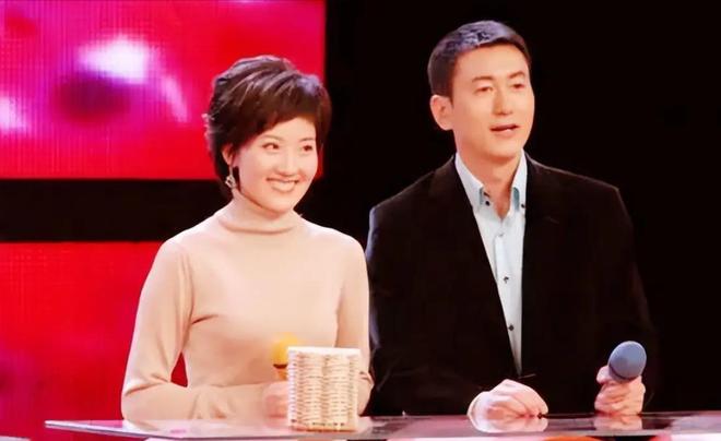 这2位央视主持原来是夫妻，结婚21年"分居"15年，背后原因有点甜-第1张图片-旧杳电影网