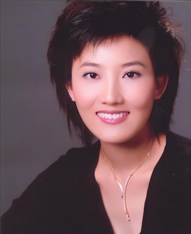 这2位央视主持原来是夫妻，结婚21年"分居"15年，背后原因有点甜-第6张图片-旧杳电影网