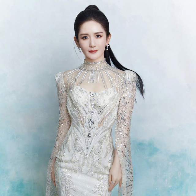 谢娜回应身材争议：用科学消解焦虑，让健康美成为女性的底气！-第9张图片-旧杳电影网