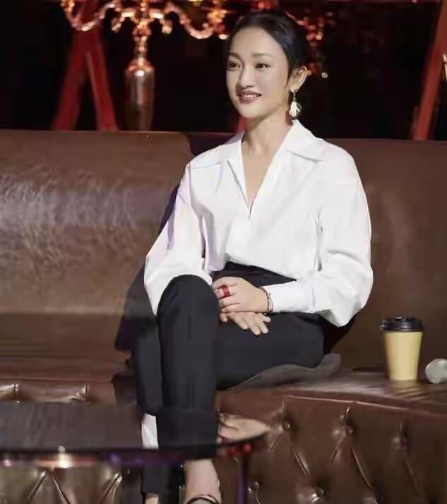 万万没想到，50岁丁克了一辈子的周迅，如今却成了人生赢家-第8张图片-旧杳电影网