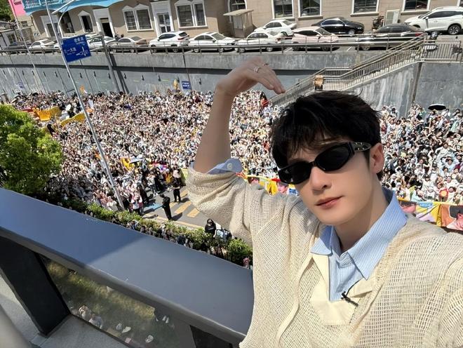 内娱金秀贤？曝顶流男星与小16岁女演员恋爱，女方回应信息量大-第19张图片-旧杳电影网