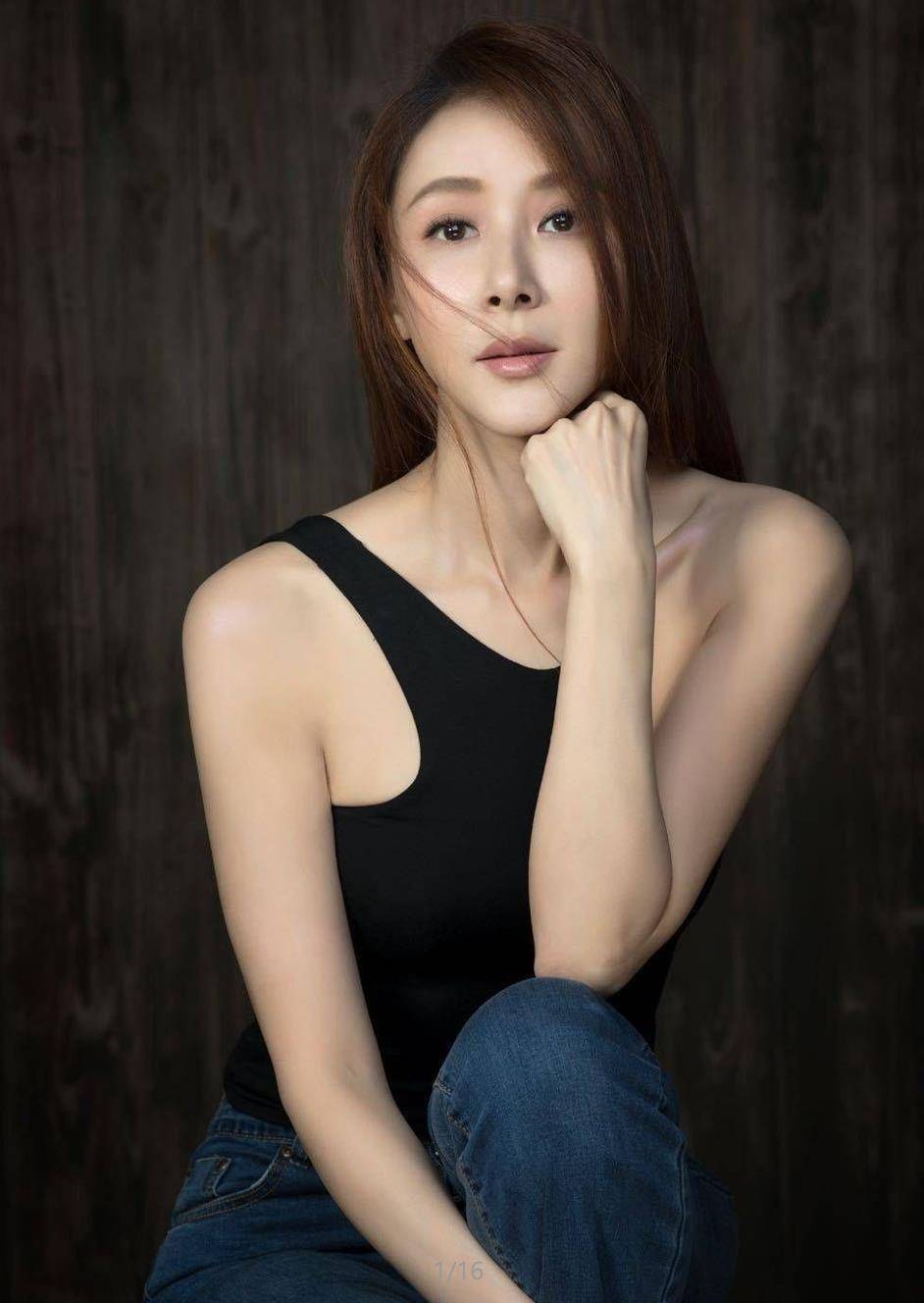 年轻风流成性，如今孤苦伶仃，57岁隐居台湾的萧蔷，开始沉迷礼佛-第11张图片-旧杳电影网