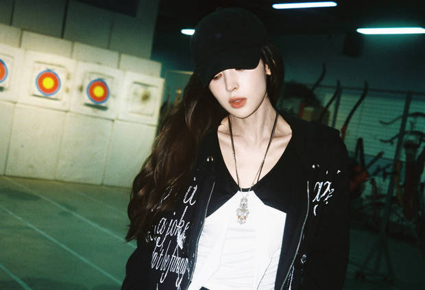 娜扎穿黑背心射箭手臂线条吸睛-第8张图片-旧杳电影网 娜扎穿黑背心射箭手臂线条吸睛-第8张图片-旧杳电影网