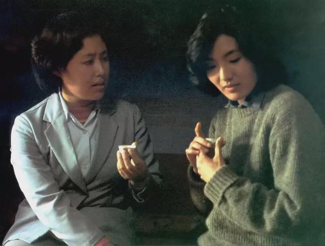 当年她绝对是大陆数一数二的巨星-第7张图片-旧杳电影网