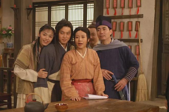 这是最好的国产情景喜剧了吧?-第10张图片-旧杳电影网 这是最好的国产情景喜剧了吧?-第10张图片-旧杳电影网