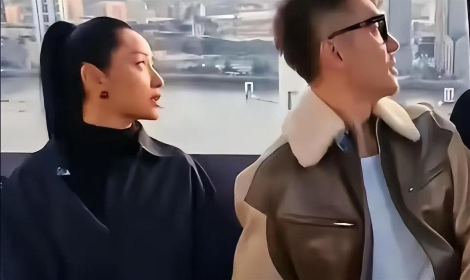 30年三次错过爱情,胡兵用一生的陪伴,给了瞿颖最稳妥的回应-第23张图片-旧杳电影网 30年三次错过爱情,胡兵用一生的陪伴,给了瞿颖最稳妥的回应-第23张图片-旧杳电影网