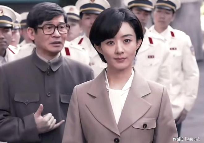 全程瞪眼，表情夸张，《小城大事》黄晓明把演技炸裂玩出新花样-第1张图片-旧杳电影网