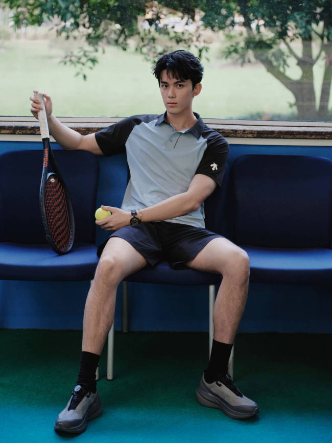 女网友自称有吴磊床照引热议!吴磊工作室发声明-第1张图片-旧杳电影网 女网友自称有吴磊床照引热议!吴磊工作室发声明-第1张图片-旧杳电影网