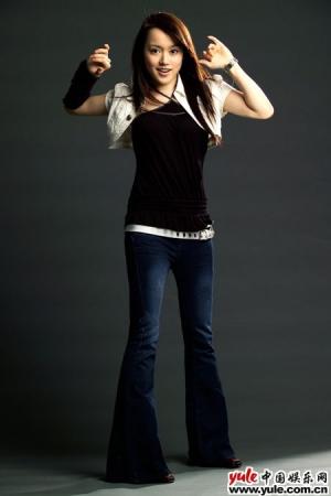 许嘉凌-第1张图片-旧杳电影网